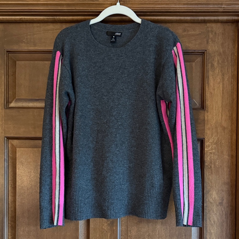💗AQUA Cashmere dark grey sweater XS with pink/white striping on sides/arms